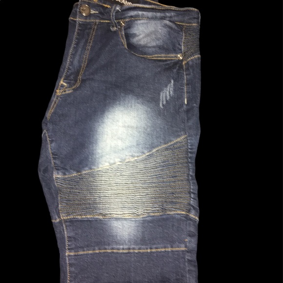 X-ray maternity Bermuda 5 picket shorts - Picture 3 of 4